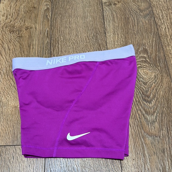Nike pros - Picture 3 of 3